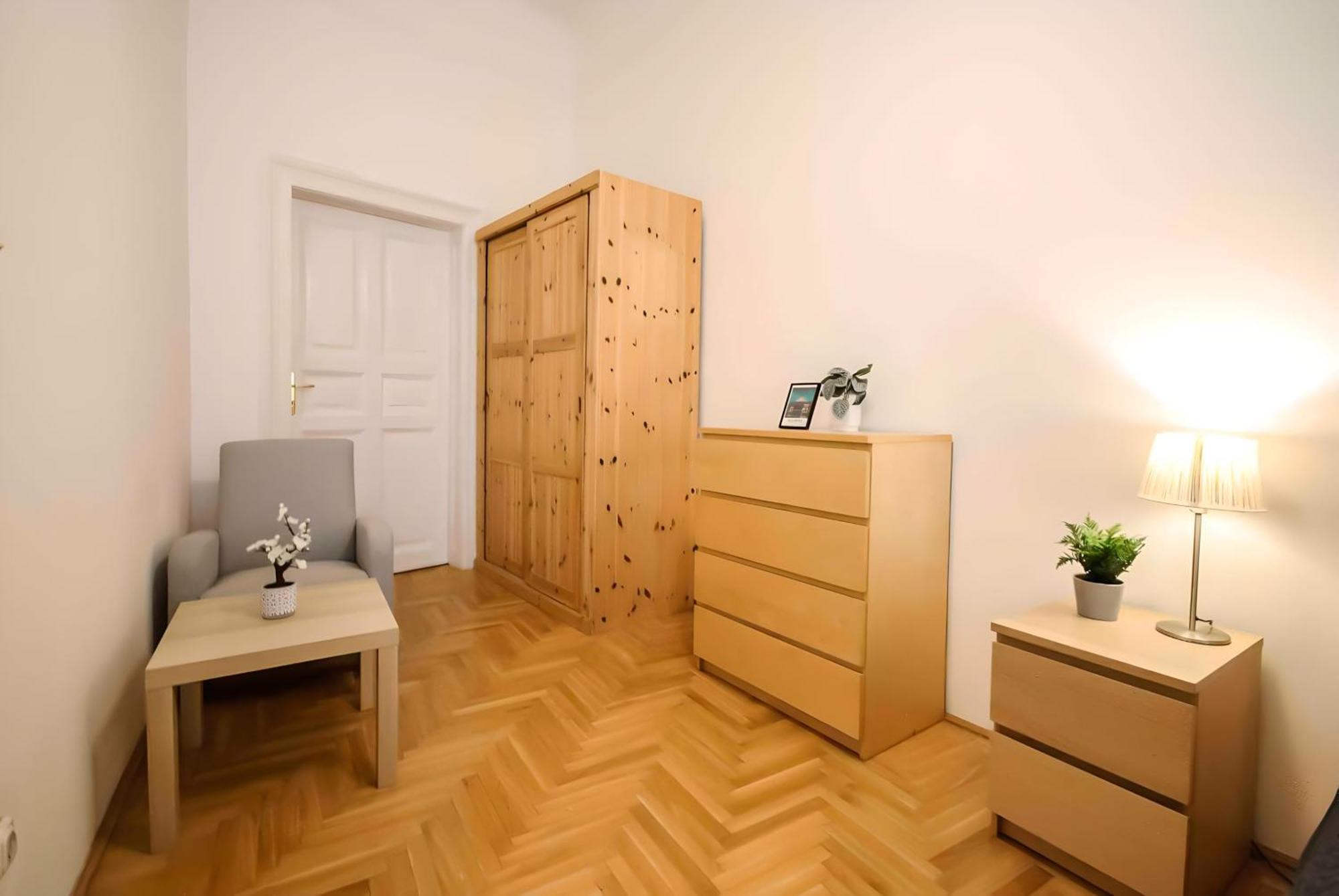 R171 Elitehost Raday Apartment Budapest Esterno foto