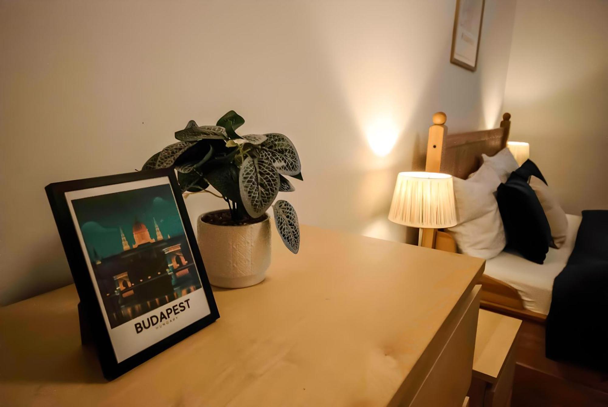 R171 Elitehost Raday Apartment Budapest Esterno foto