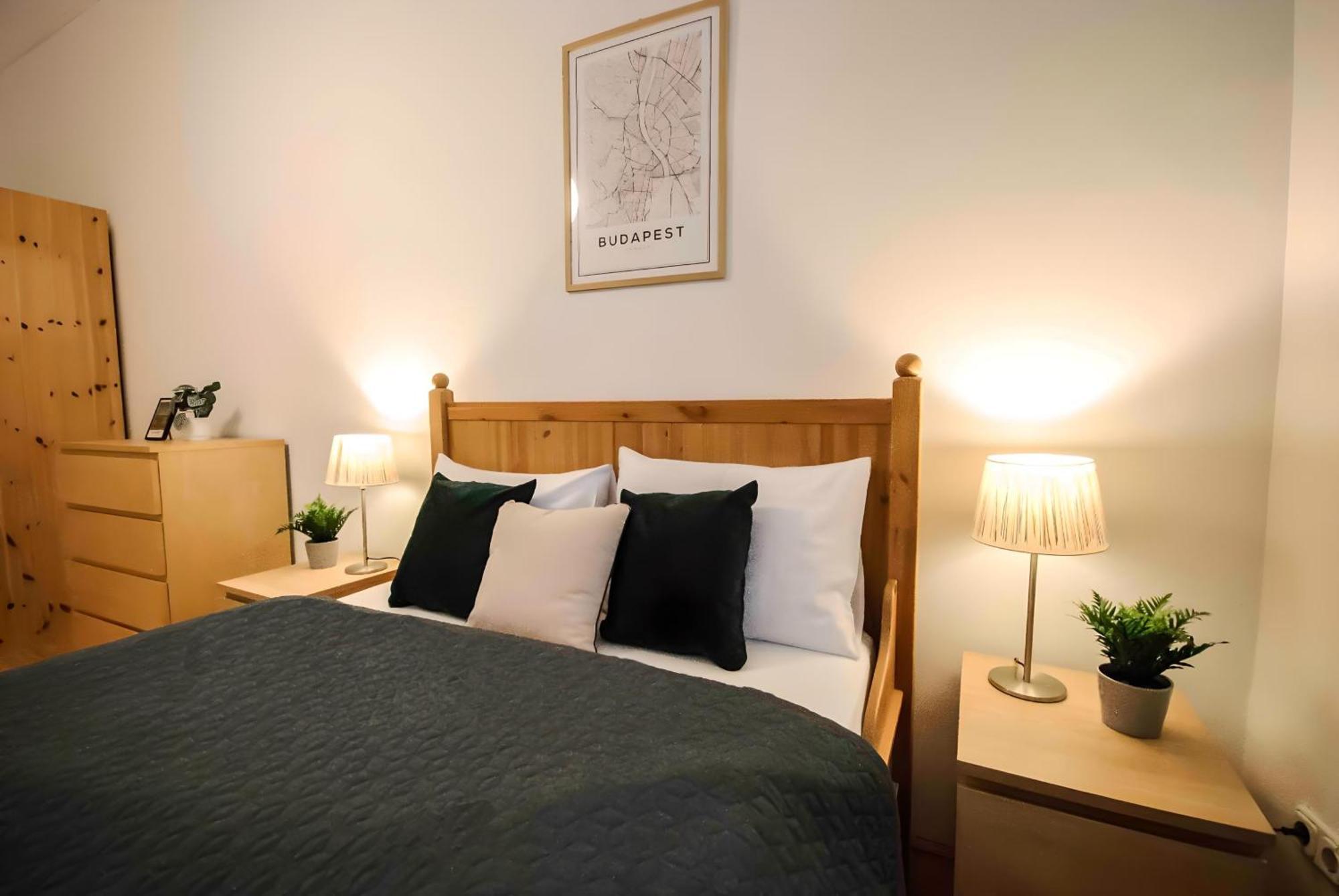 R171 Elitehost Raday Apartment Budapest Esterno foto