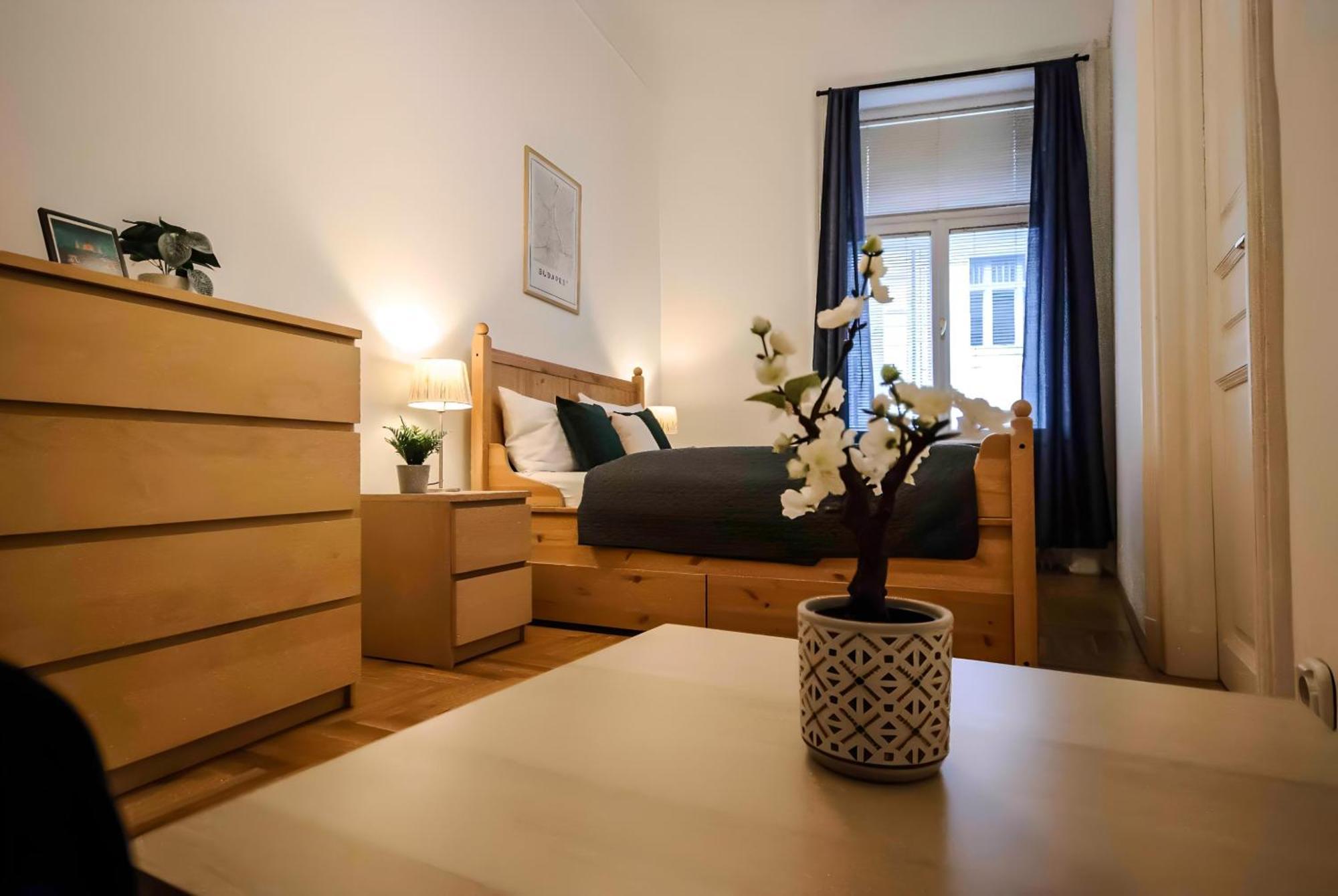 R171 Elitehost Raday Apartment Budapest Esterno foto