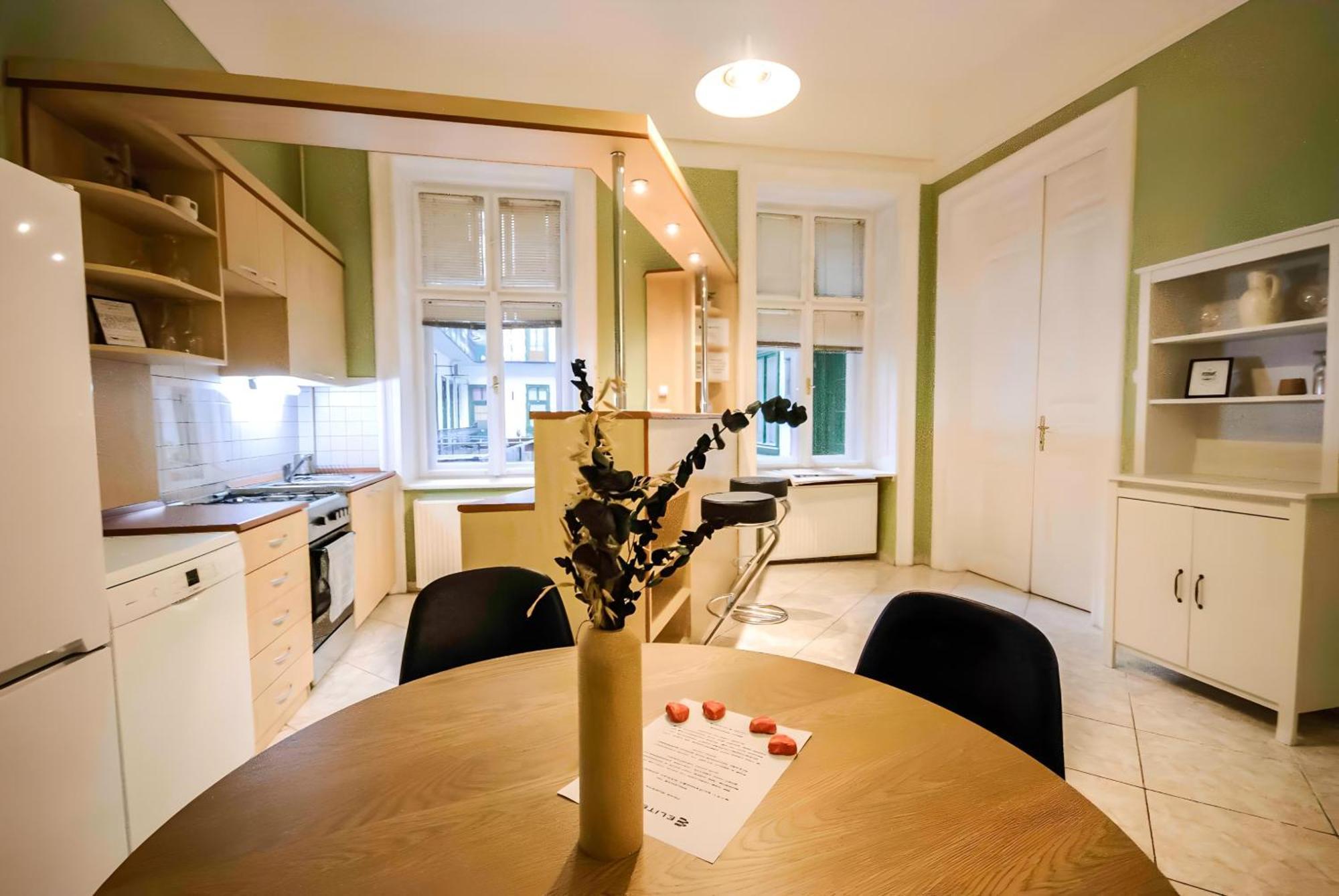 R171 Elitehost Raday Apartment Budapest Esterno foto